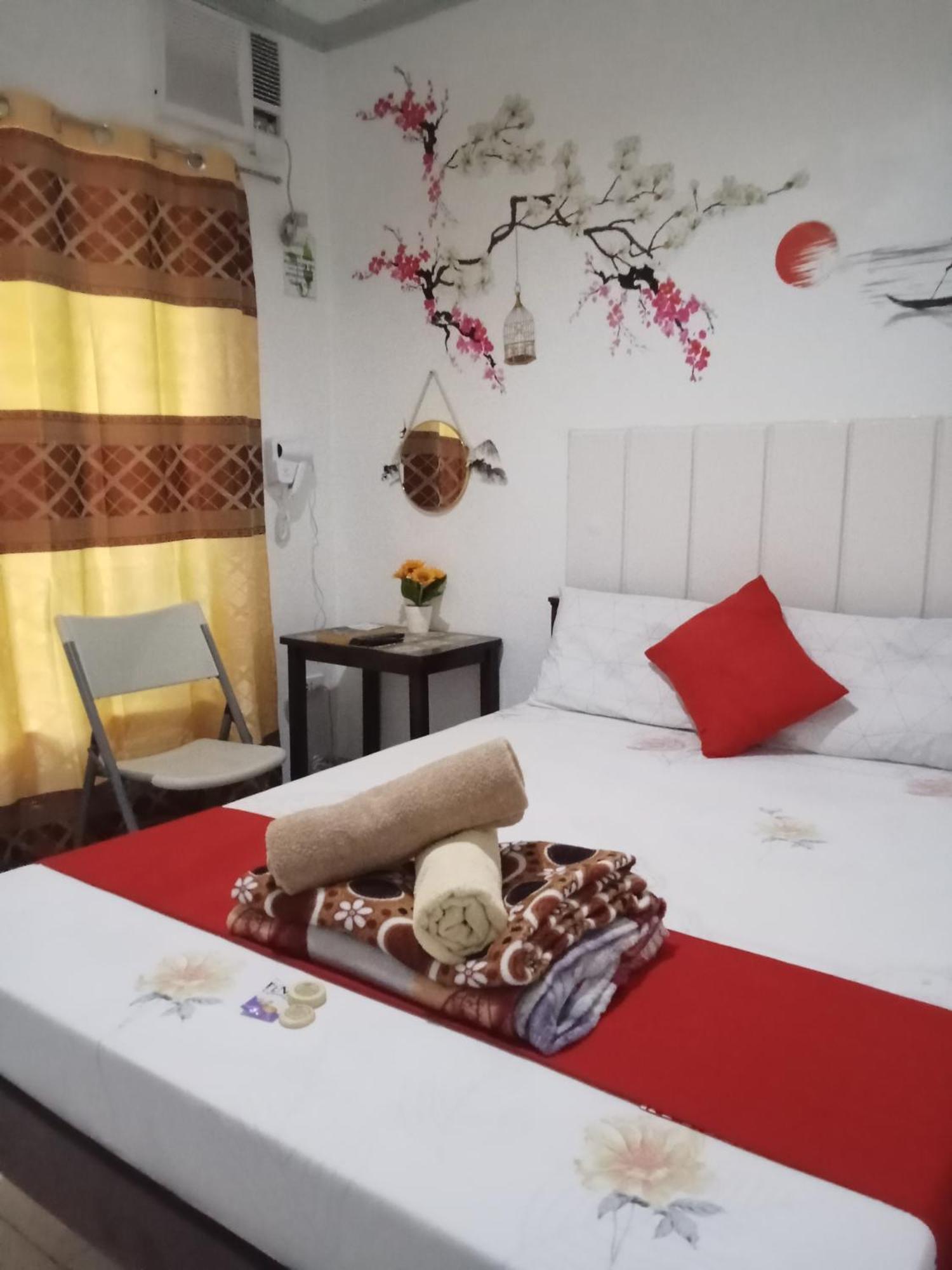 Yoo Darius' Residences Moalboal Esterno foto
