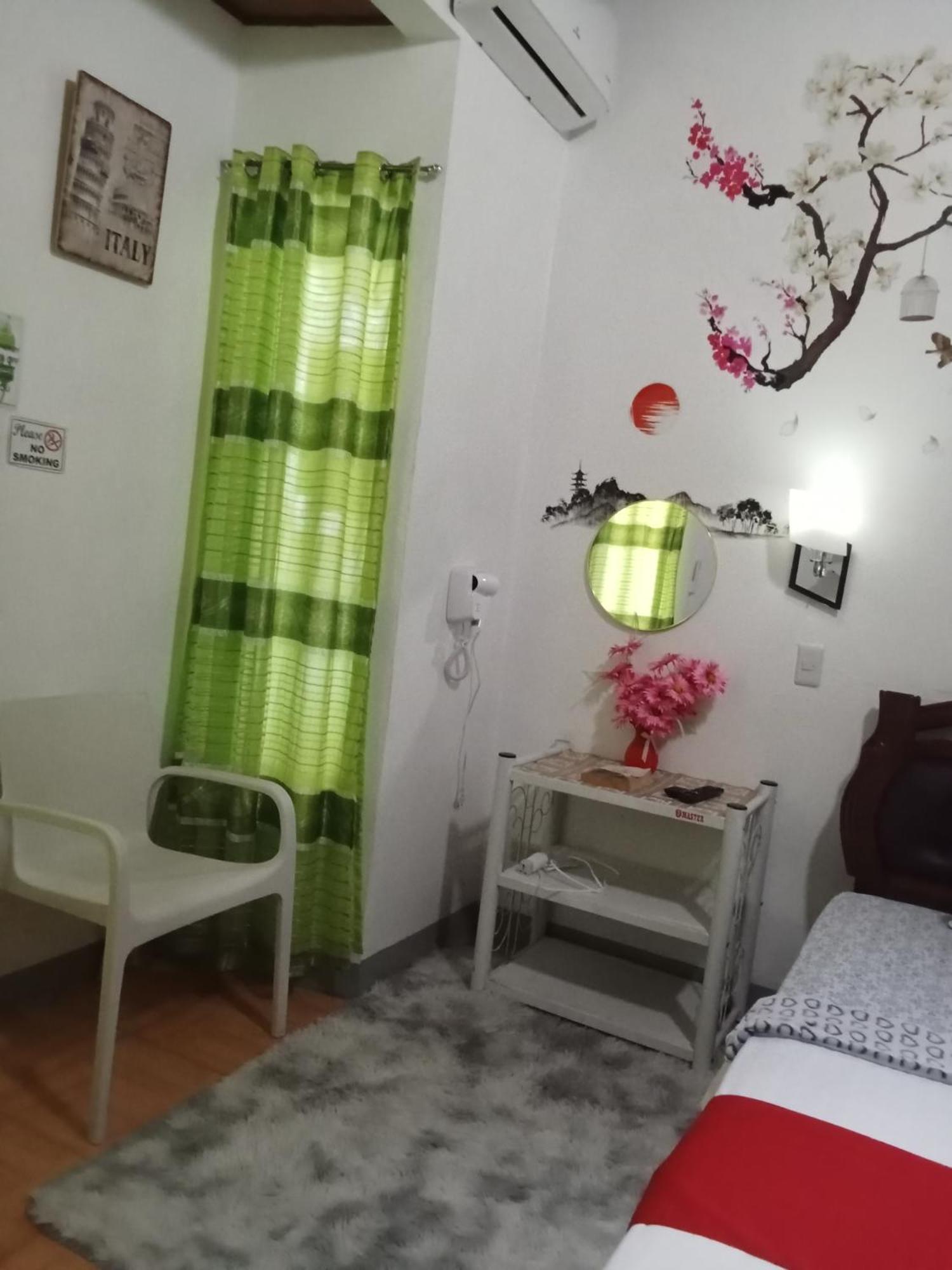 Yoo Darius' Residences Moalboal Esterno foto